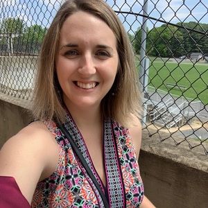 Meet your Posher, Rena